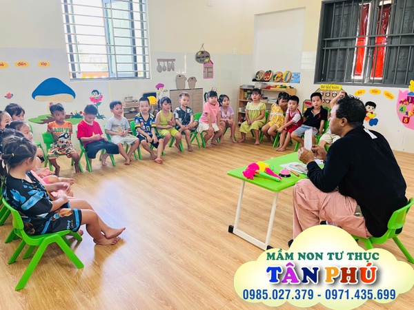 Buổi học của bé